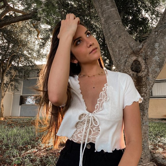 Seasonal Love Knit Cardigan - Picture 4 of 4